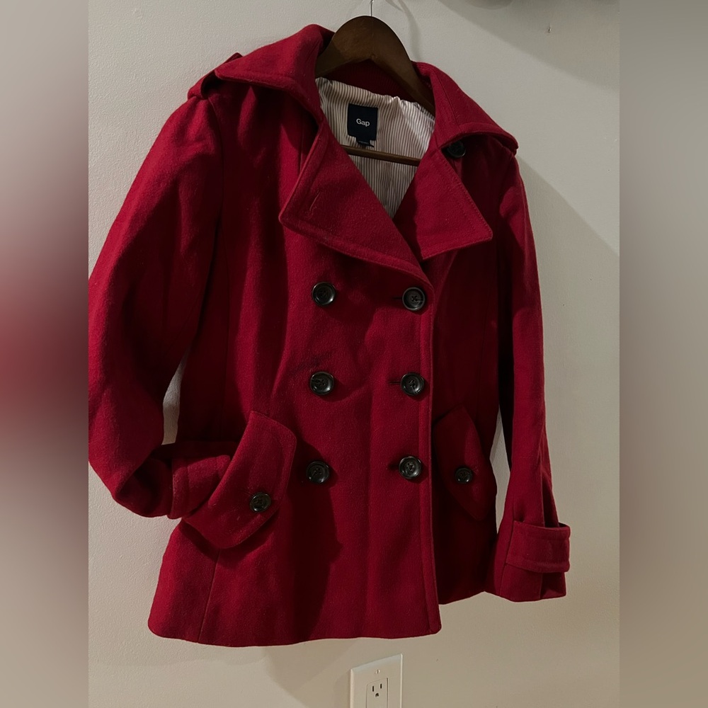 GAP Women's Vibrant Red Peacoat